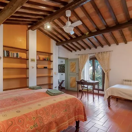 Le Spugne In Tuscany